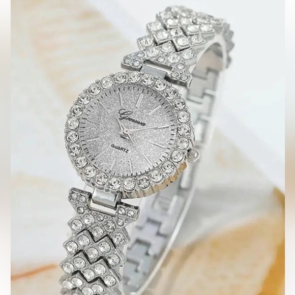 Elegant Silver Watch with Crystal Bracelet – 3 Piece Jewelry Set - Picture 2 of 5